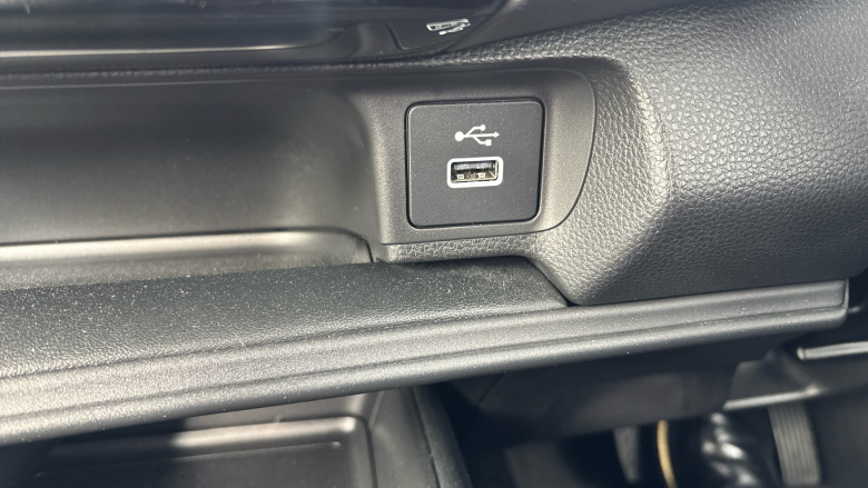 Honda HR-V 1.5 eHEV Elegance 5dr CVT Hybrid Hatchback